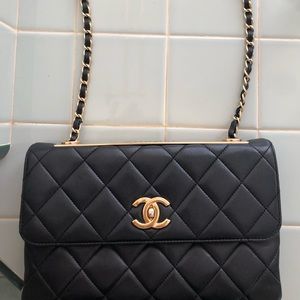 chanel classic double flap handbag
